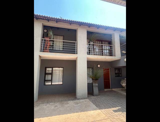 1 BEDROOM PROPERTY TO RENT IN MAHWELERENG